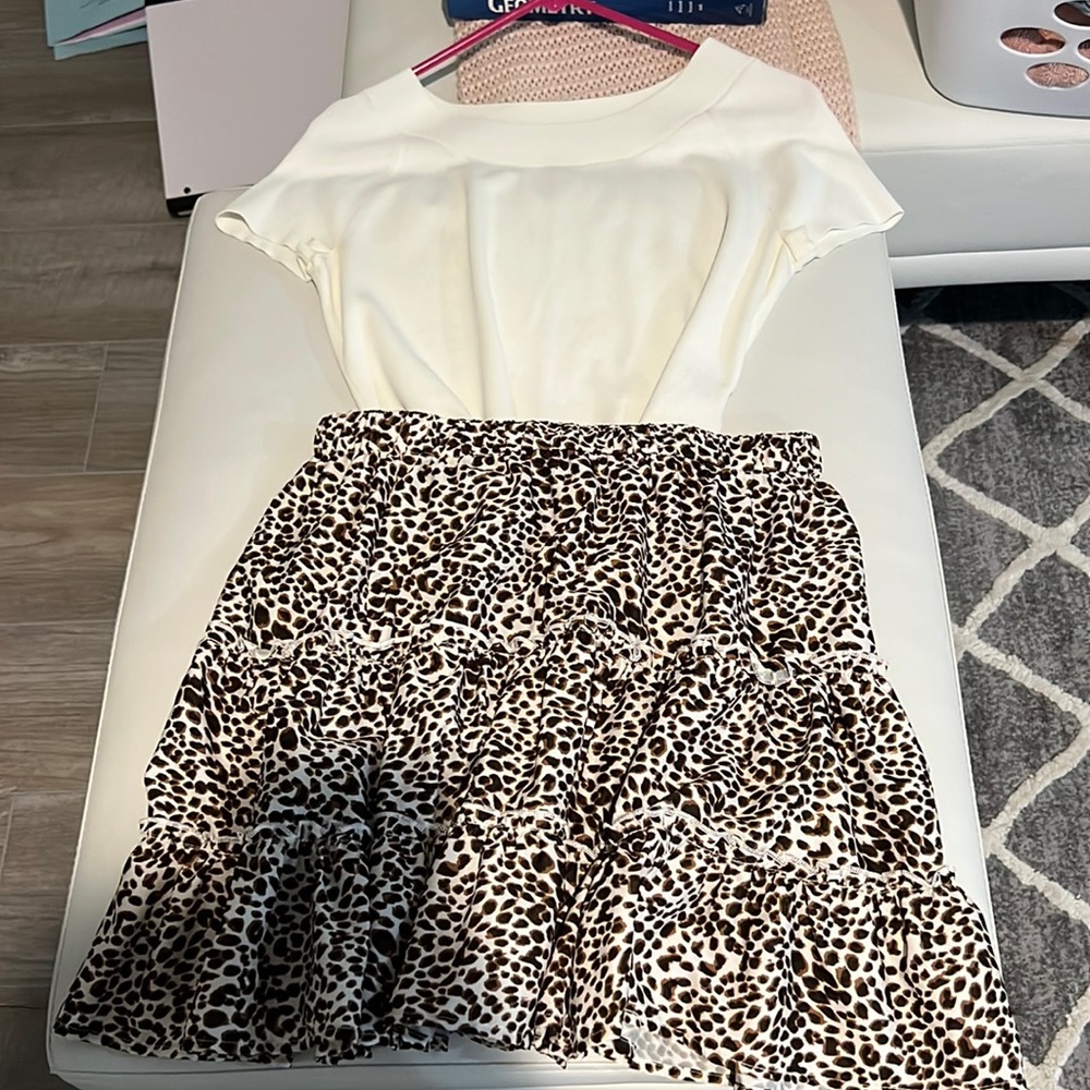 Shein leopard print skirt L